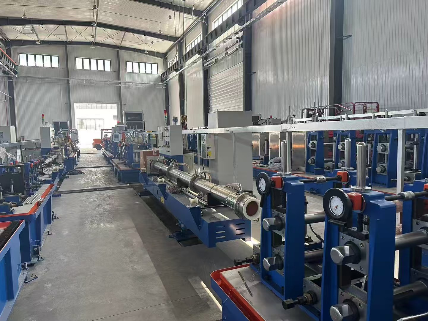 трубопроизводящей машины 